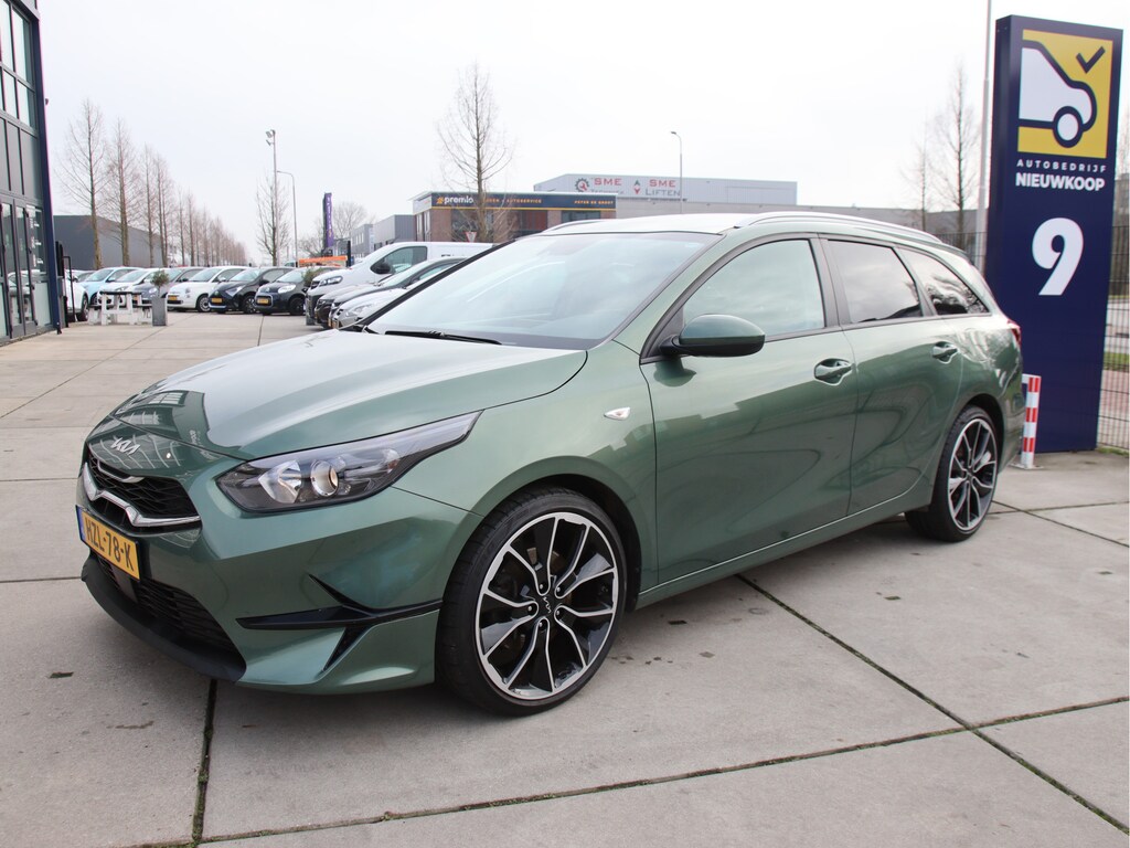 Kia Ceed Sportswagon 1.5 T-GDi DynamicPlusLine Stoel- & Stuurverw, Carplay, Camera Zomeractie!!!