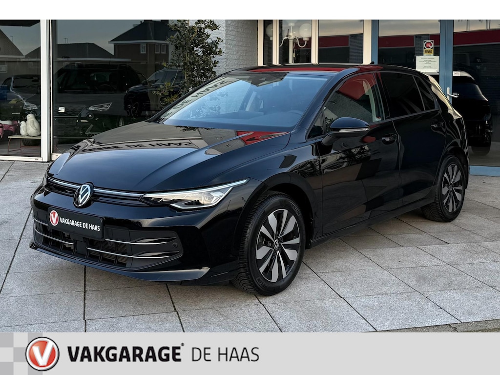 Volkswagen Golf 1.5 eTSI Life Edition