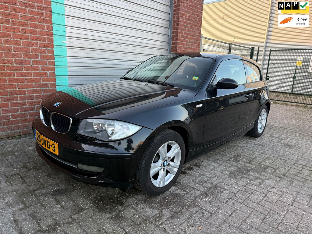 BMW 1-Serie 116i Corporate NAV.+ Clima Bj:2009 NAP!