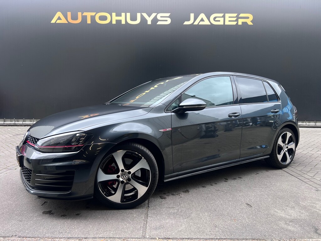 Volkswagen Golf 2.0 TSI GTI Pano Dynaudio Michelin
