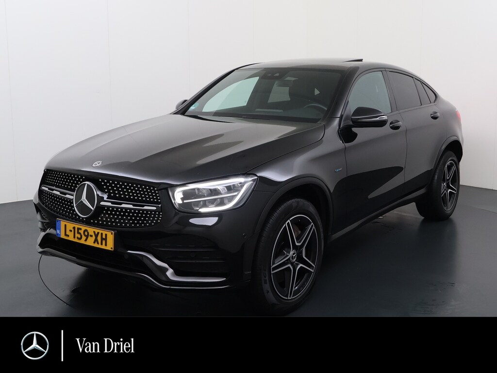 Mercedes-Benz GLC Coupe 300 e 4MATIC AMG line | Schuifdak Burmester Trekhaak