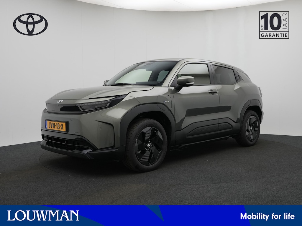 Toyota Urban Cruiser Dynamic 61 kWh