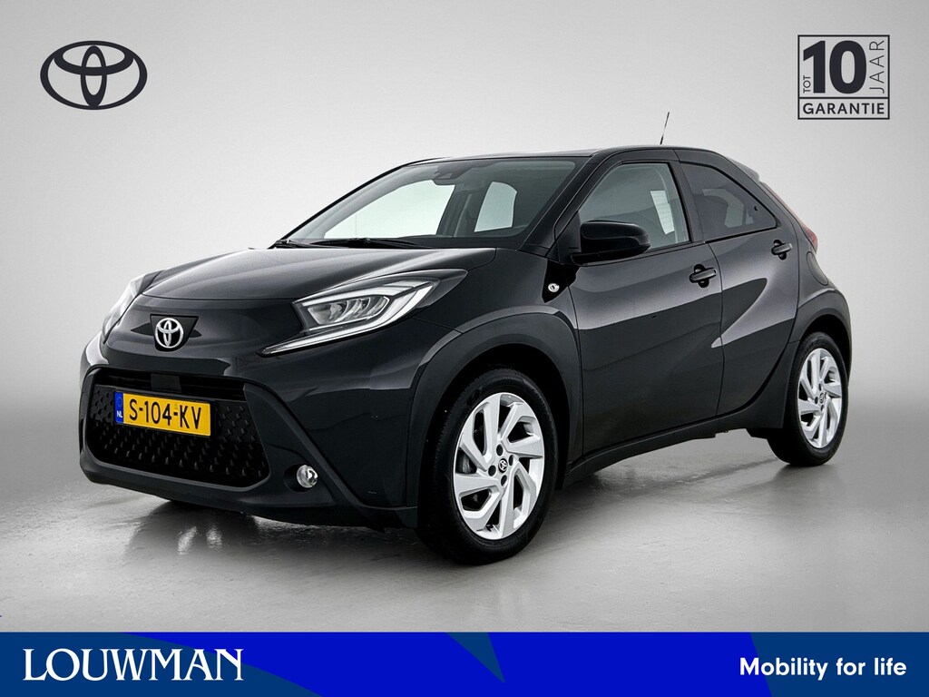 Toyota Aygo X 1.0 VVT-i MT first | Dealeronderhouden | Achteruitrijcamera | 1e Eigenaar |