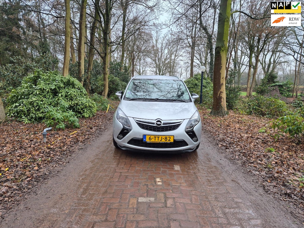Opel Zafira Tourer 1.4 Business+