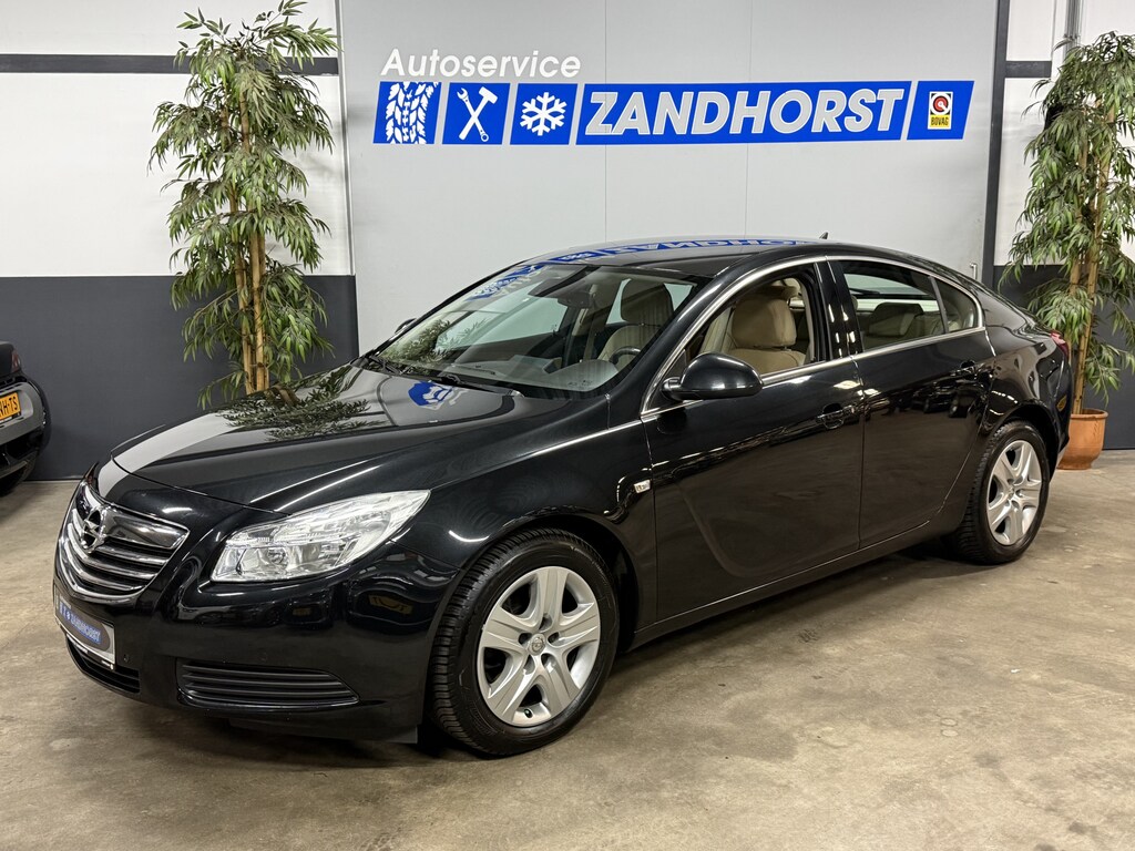 Opel Insignia 2.0 T Edition // Autom // leer