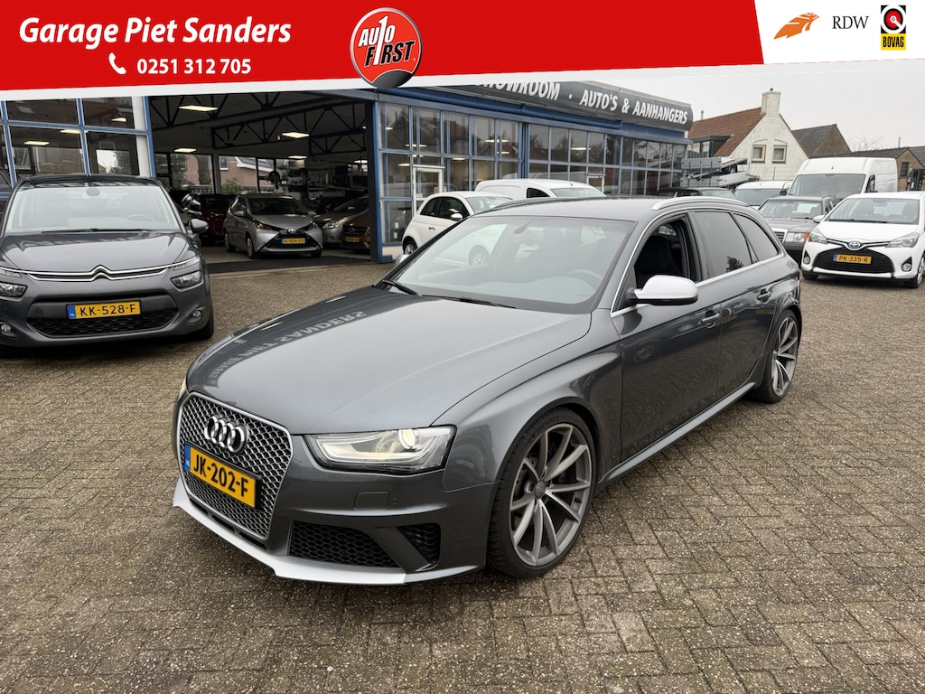 Audi RS4 Akrapovic I 20''velgen I zeer nette staat I Historie volledig I