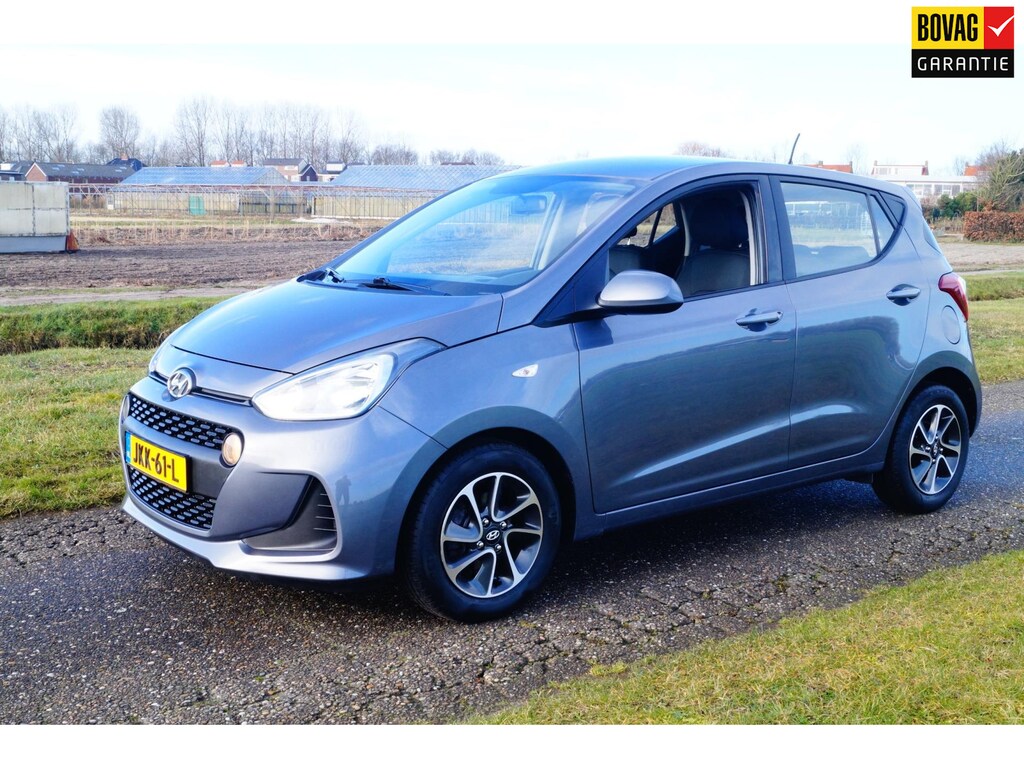 Hyundai i10 1.0i i-Motion Comfort Plus Navi Cruise control