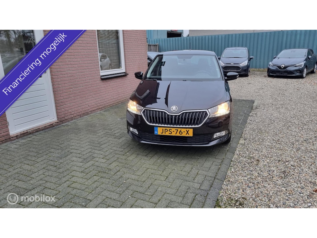 Skoda Fabia 1.0 Active ,Airco , Bluetooth, Sloelverwarming