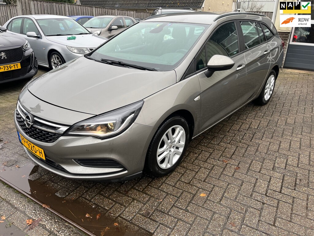 Opel Astra Sports Tourer 1.0 Online Edition