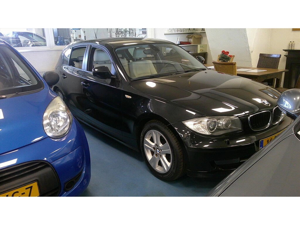 BMW 1-Serie (e87) 116i EfficientDynamics Edition 122pk 5D Business Line Ultimate Edition
