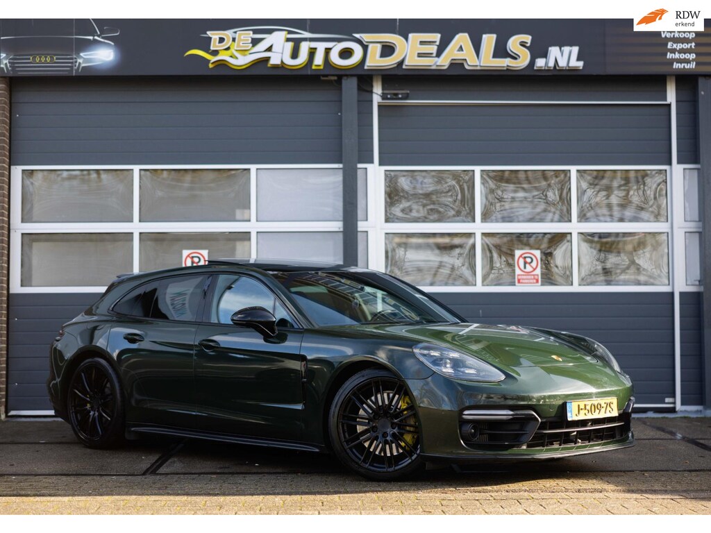 Porsche Panamera Sport Turismo 4.0 GTS LEGERGROEN GEWRAPT