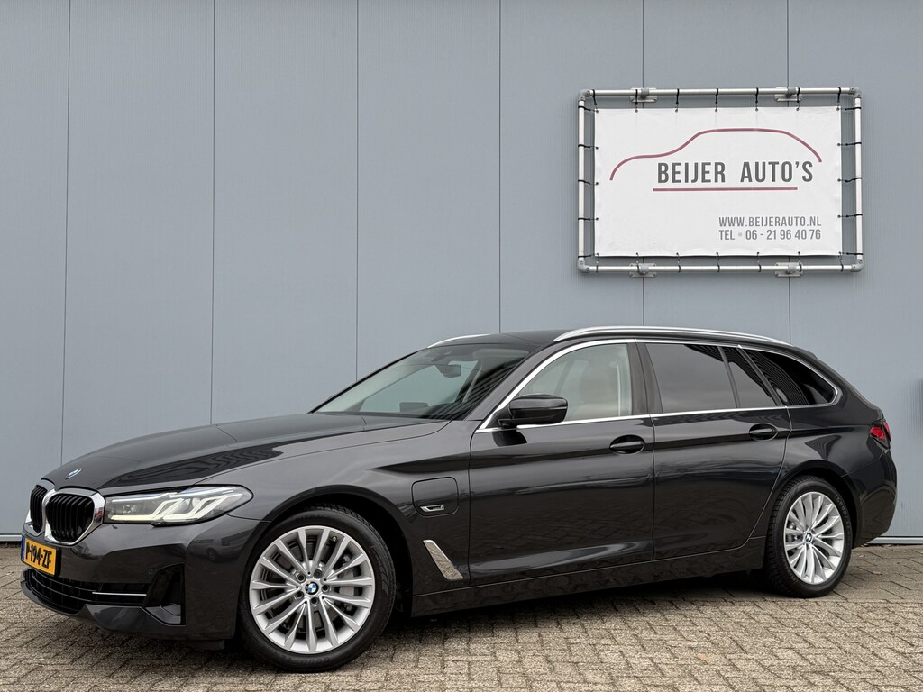 BMW 5-Serie Touring 530e Business Edition Plus SOH 91%/Trekhaak/Leer/Laser.