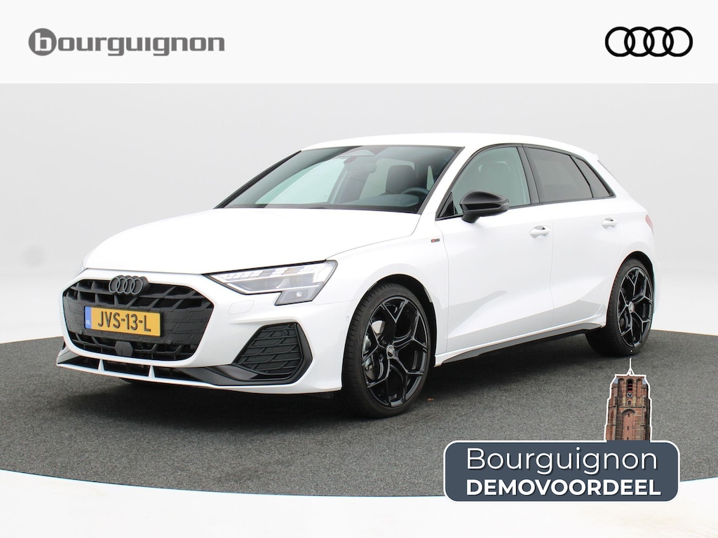 Audi A3 Sportback 30 TFSI | 116 PK | S edition | | Privacy glas | 19 inch velgen | Sonos 3d | Led voor + dynamisch led achter |