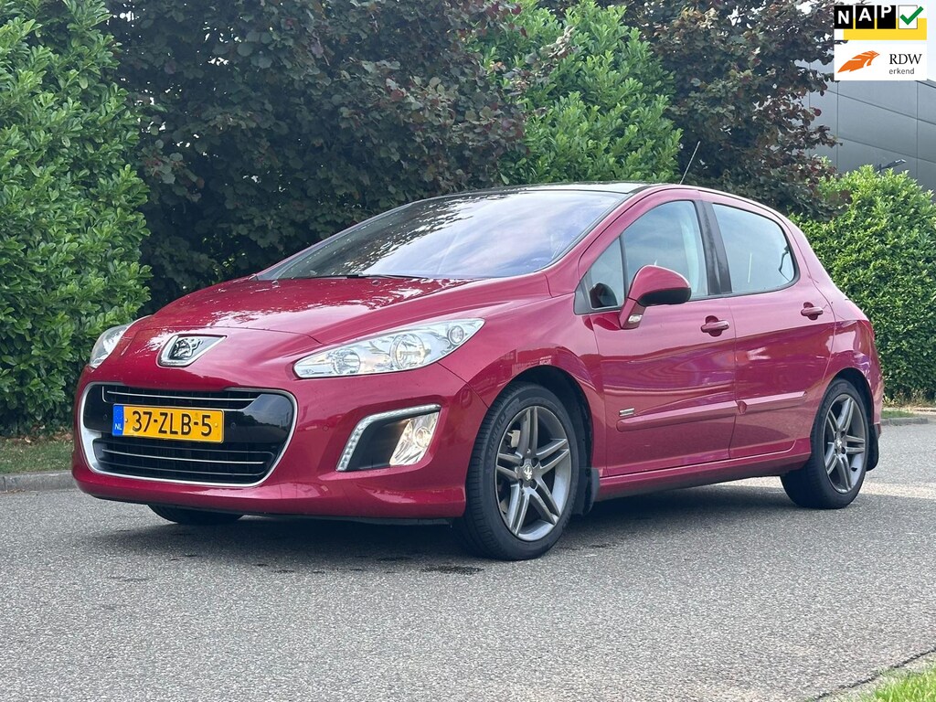 Peugeot 308 1.6 THP Sportium Navigatie*Pano*NAP*Cruise*Clima*Dealer onderhouden*LM velgen*LED*Parkeersensoren*Distributieriem VV*