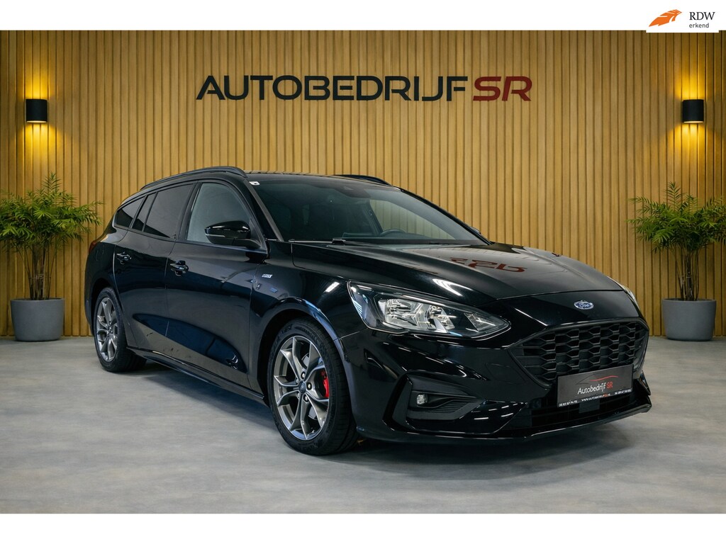 Ford Focus Wagon 1.0 EcoBoost ST Line Business Achteruitrijcamera! Navigatie! Stoelverw! Keyless!