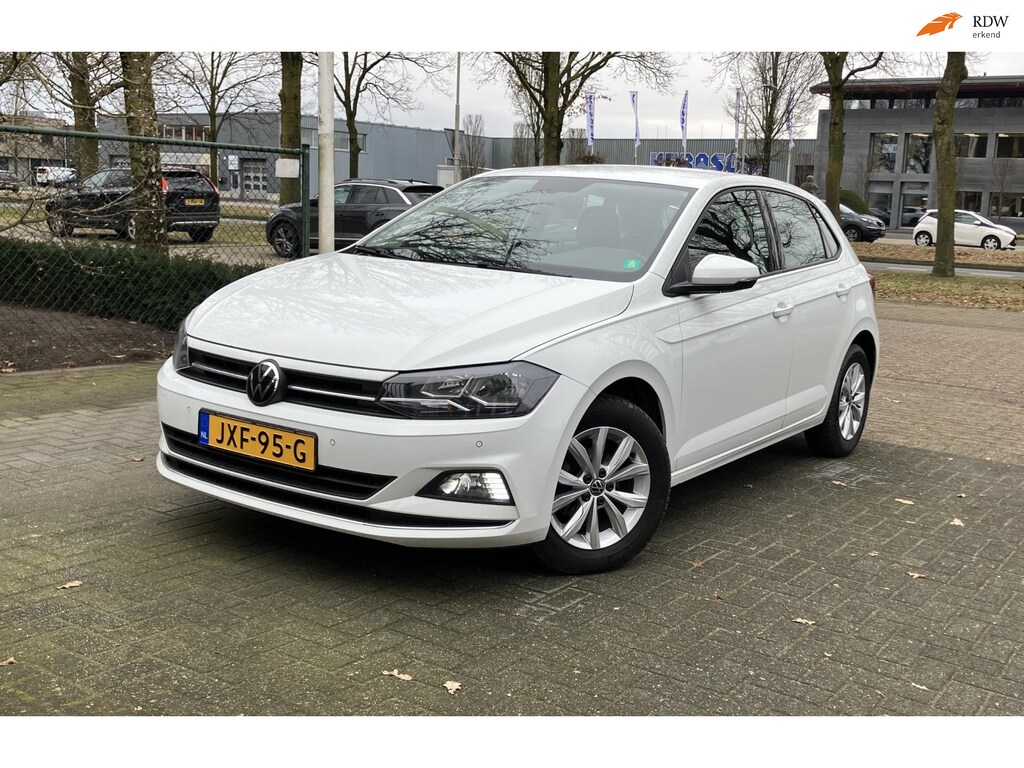 Volkswagen Polo 1.0 TSI Highline Navi, Carplay, L.M velgen Pdc