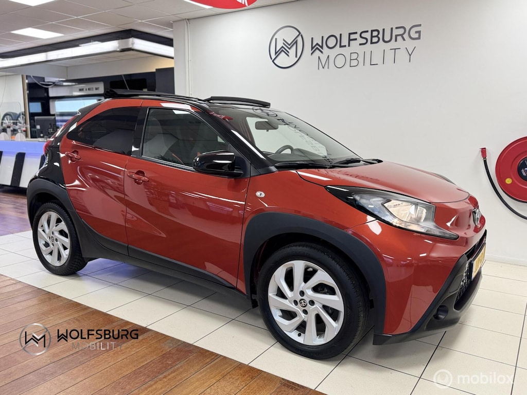 Toyota Aygo X 1.0 VVT-i MT Play Cabrio | Line Assist| Climate & Cruise Control | NAV.