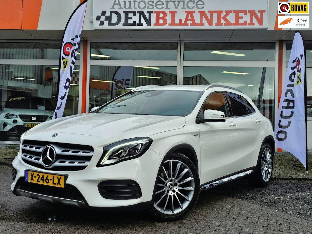 Mercedes-Benz GLA 200 AMG Business Solution Automaat BJ.2020 / Navi / Leder / Carplay / Clima / 19"Lmv !!