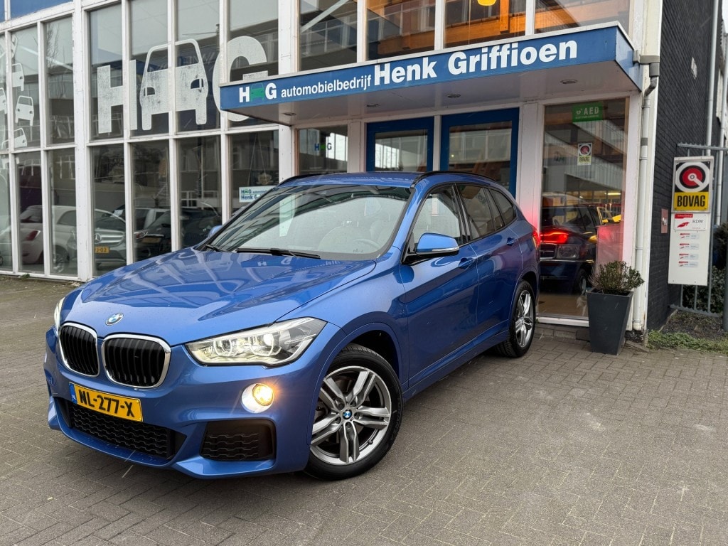 BMW X1 X1 sDrive20i High Executive M Sport I Automaat I HUD I LED I Stoelverw. I Sportstoel