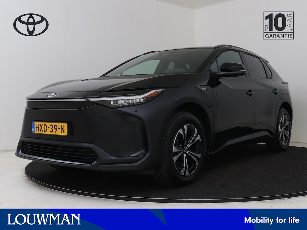 Toyota BZ4X Dynamic 71 kWh | NL dealeronderhouden | BTW te verrekenen |