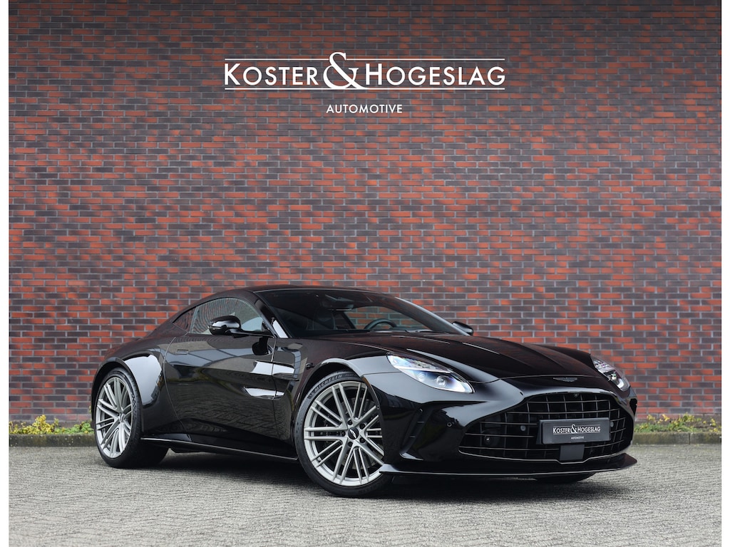 Aston Martin V8 Vantage 4.0 | Onyx Black