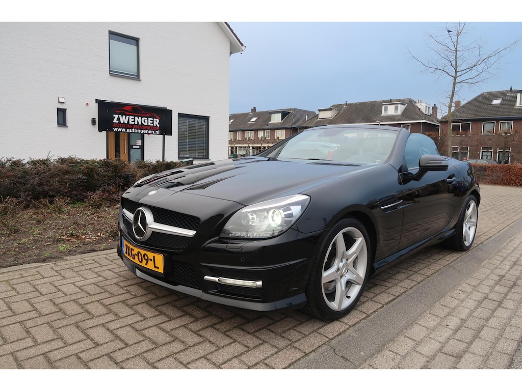Mercedes-Benz SLK 250 Aut AMG|PANORAMADAK|ADAPTIVE CRUISECONTROL|HARMAN-KARDON|RODE-GORDELS|NAVIGATIE|PERFECT ONDERHOUDEN