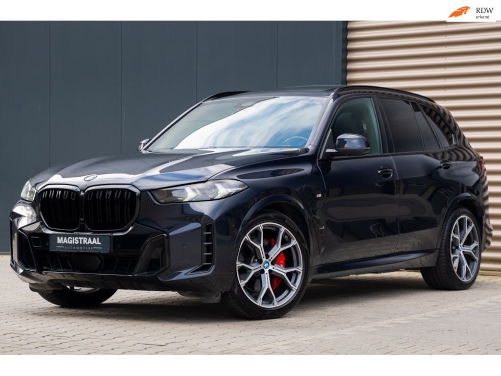 BMW X5 XDrive 50e | M-sport | Pano | 490 pk | Trekhaak | Stoelverwarming | Sfeerverlichting