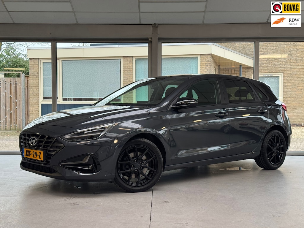 Hyundai i30 1.0 T-GDi MHEV Comfort Smart|Led|Camera|Parkeersensoren voor en achter|Carplay|Stoelverwarming|