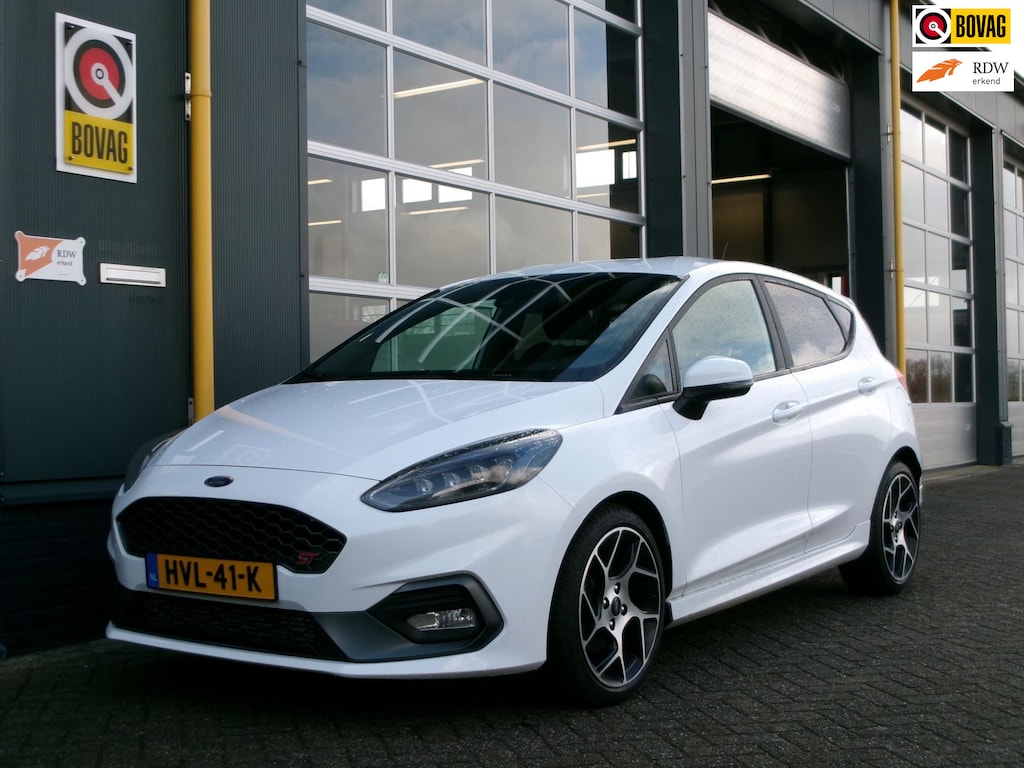 Ford Fiesta 1.5/200pk ST-3 NAV CAM PDC BLIS LAUNCH PACK PRIVACY GLASS DOOR PROTECTORS