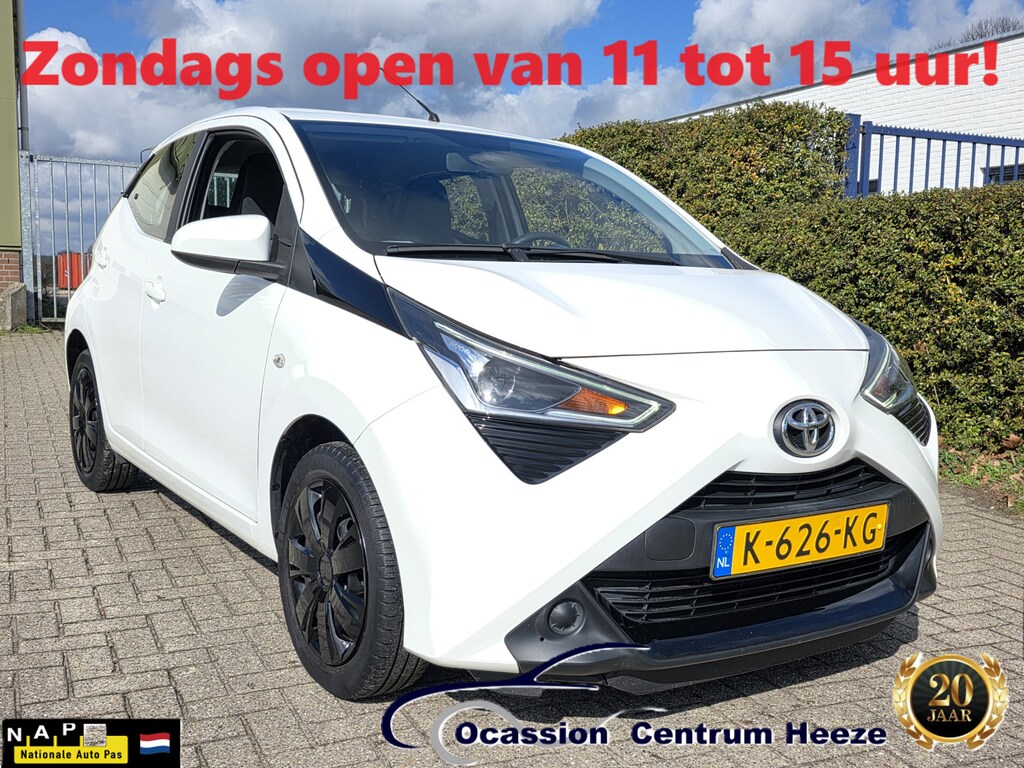 Toyota Aygo 1.0 VVT-i x-Play, Camera, Carplay! 31-12-2020! Zondag Gesloten!!