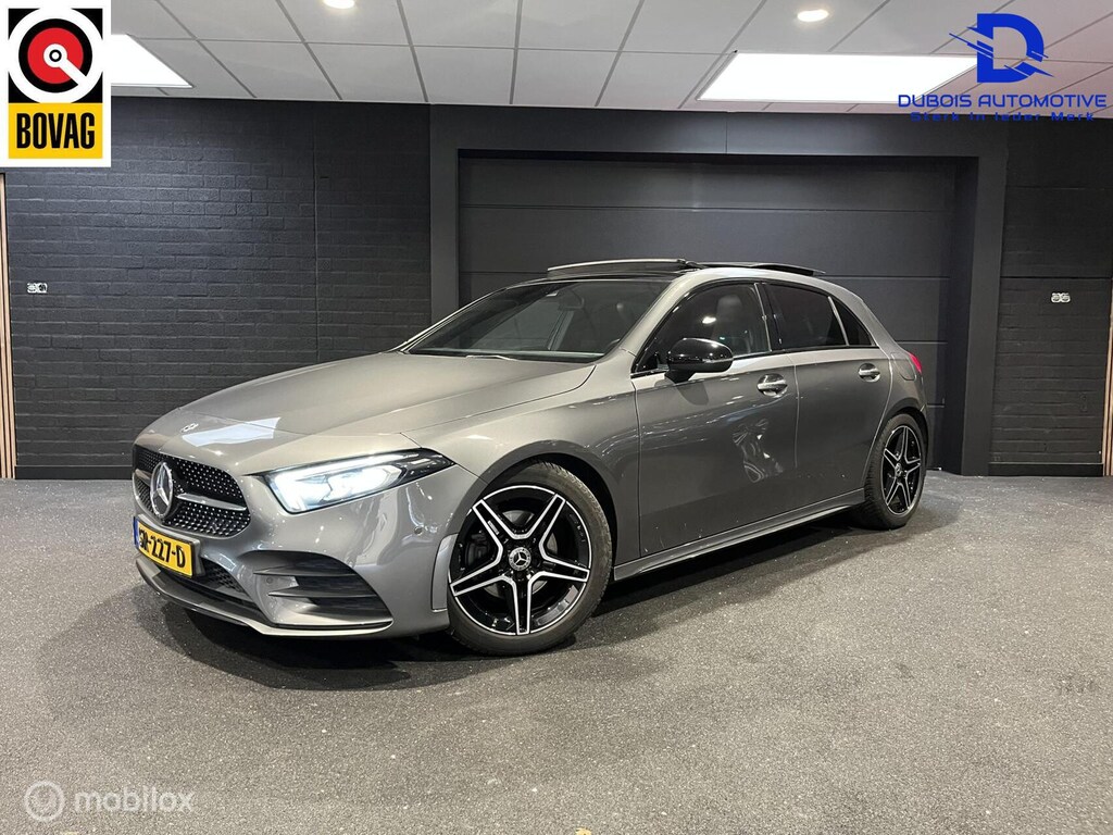 Mercedes-Benz A-klasse 200 AMG Line|Panoramadak|Carplay|Camera