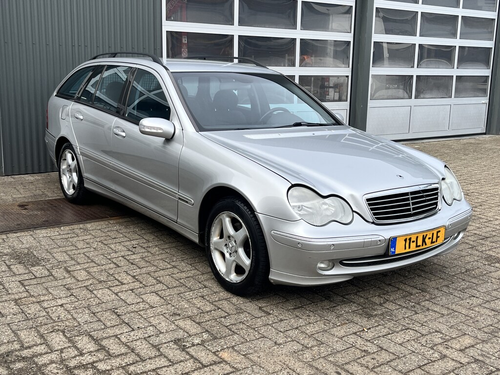 Mercedes-Benz C-klasse Combi 180 K. Elegance Airco Cruise controle 5-Persoons Trekhaak 1500kg trekgewicht