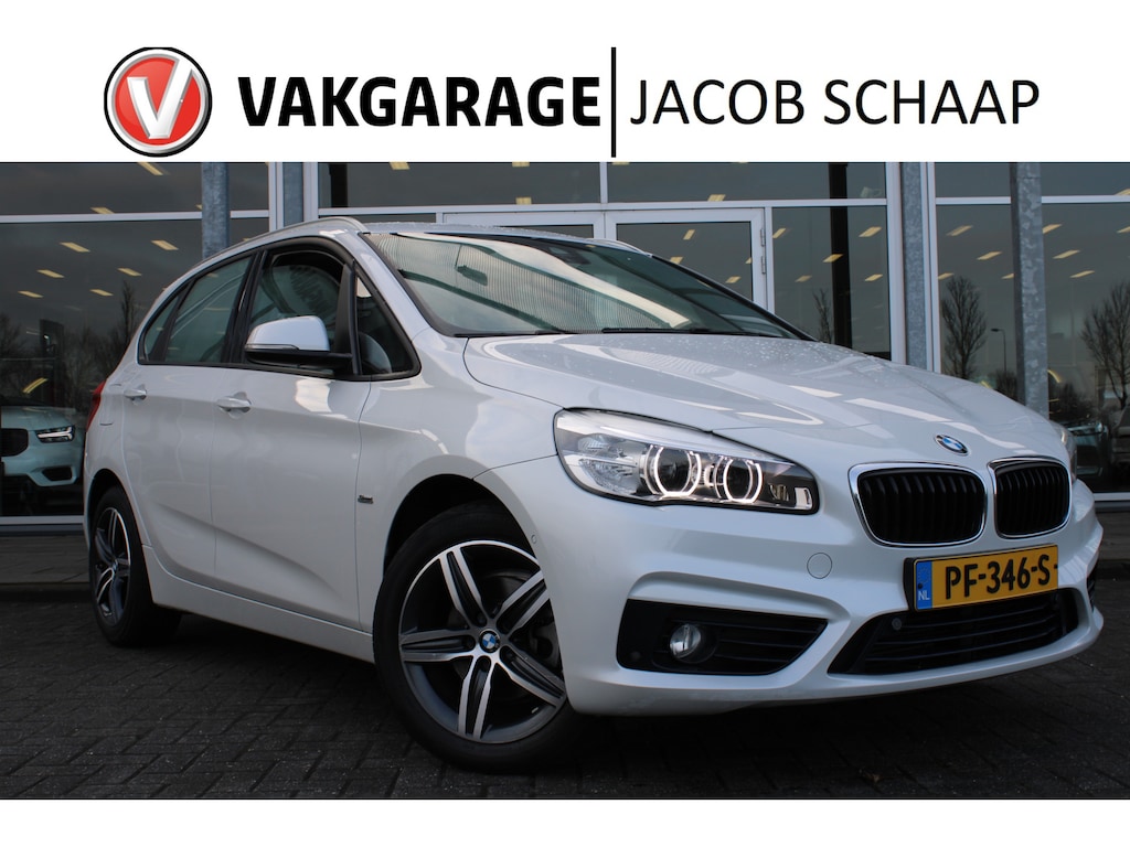 BMW 2-Serie Active Tourer 218i Corporate Lease Executive | Camera | dealer onderhouden | Trekhaak |