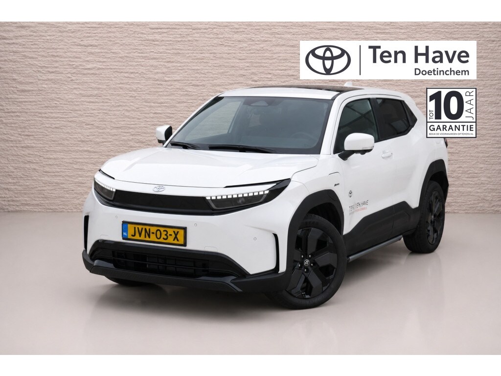 Toyota Urban Cruiser 61,1 kwh Executive Automaat | Actieradius (WLTP): 395 km | JBL P