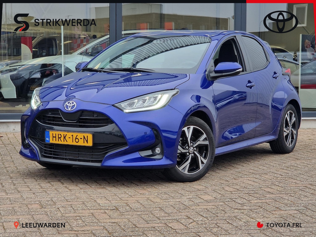 Toyota Yaris 1.5 Hybrid 115 Dynamic Parkeersensoren Stoel en stuurverwarming dodehoekdetectie