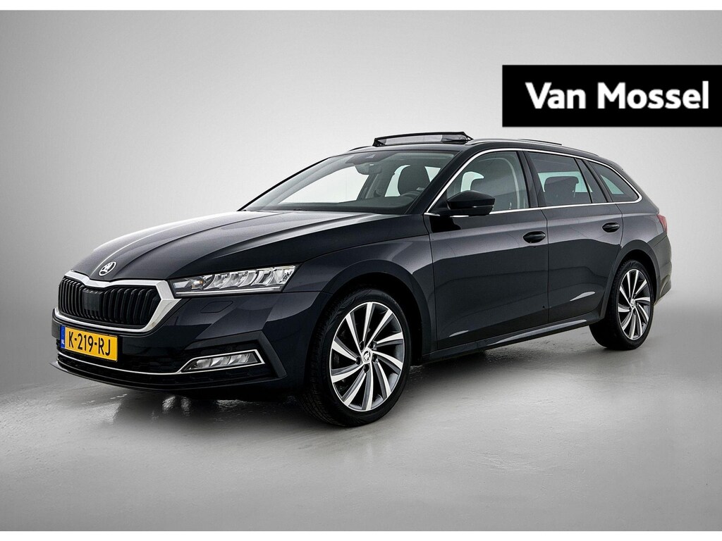 Skoda Octavia Combi 1.0 TSI Business Edition Plus | PANORAMADAK | STOELVERWARMING | CLIMATE CONTROL | CAMERA | ADAPTIEF CRUISE CONTROL | ELEK.ACHTERKLEP | SFEERVERLICHTING |