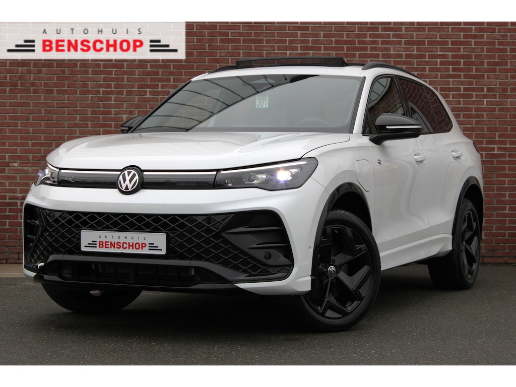 Volkswagen Tiguan 1.5 eHybrid 272PK R-Line Edition |HARMANN-KARDON|PANO-DAK|TREKHAAK|ERGOCOMFORT|