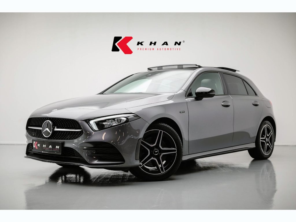 Mercedes-Benz A-klasse A250e AMG Line |Pano|Ambient|Carplay|Dodehoek|