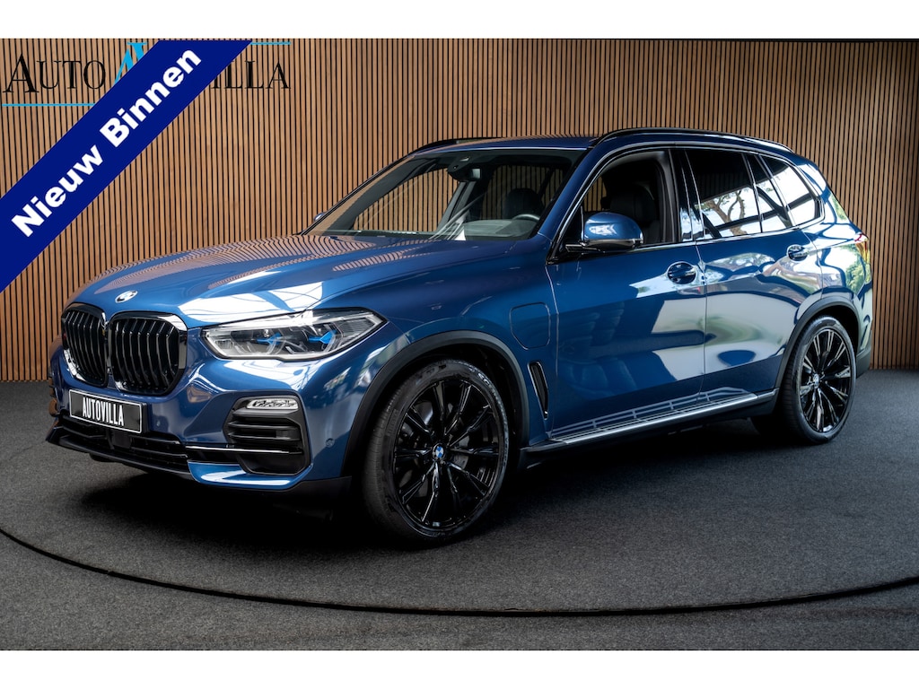 BMW X5 xDrive45e HUD 360° ACC Matrix Leder Navi PDC Memory seats Elektr. bedienbaar achterklep Elektr. uitklapbare trekhaak Sportstoelen Stoelverwarming LM velgen BTW auto