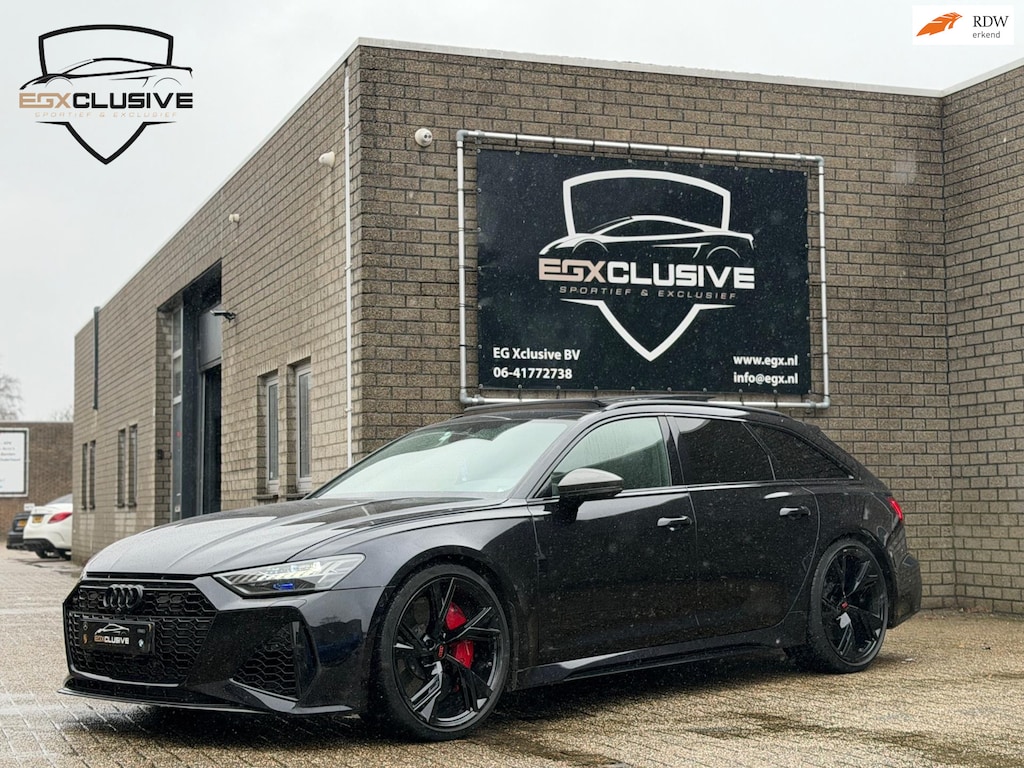 Audi RS6 QUATTRO Zie beschrijving!/Ceramic/Pano/Carbon/Alcantara/Akrapovic