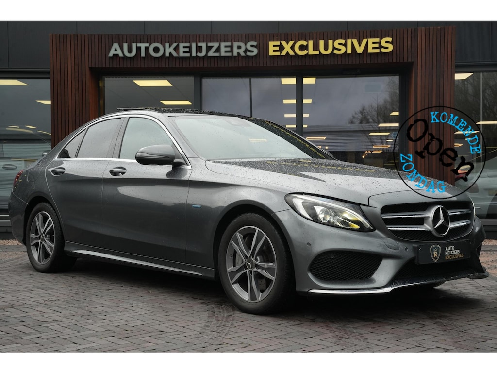 Mercedes-Benz C-klasse 350 e AMG Luchtvering Panoramadak Cruise Stoelverw. Leer