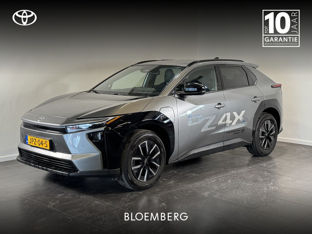 Toyota BZ4X Executive 73 kWh | Modeljaar 2026 | Warmtepomp | Stoelverwarming/koeling | Volleder | JBL Premium audio |