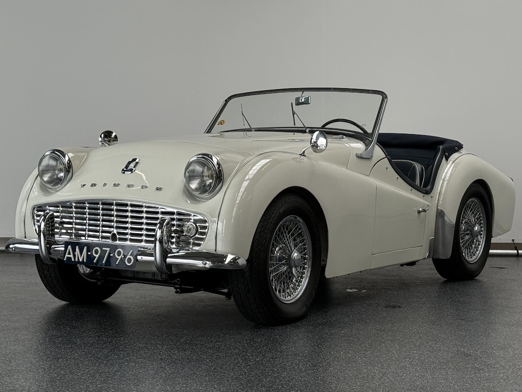 Triumph TR3 A | Body-off gerestaureerd | Kant-en-klaar voor uw collectie
