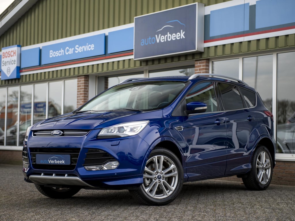 Ford Kuga 1.5 Titanium Styling Pack | Winterpakket | Driver Ass. Pack | Xenon | Trekhaak | Camera