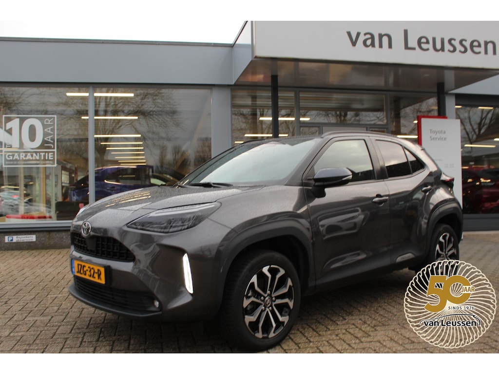 Toyota Yaris Cross HYBRID 115 FIRST EDITION WISSER/STUUR&STOELVERW. SENSOREN V+A LED AD-CRUISE