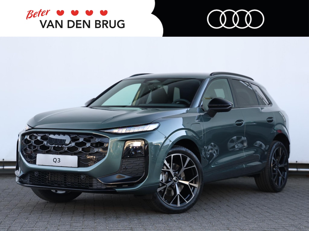 Audi Q3 S edition e-hybrid 272 PK | Tech plus pakket | Optiek zwart | 20 inch | Led matrix