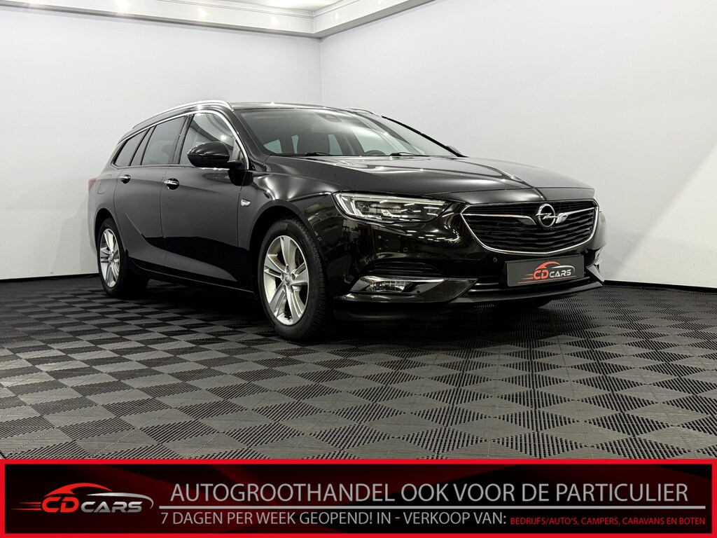 Opel Insignia Sports Tourer 1.5 Turbo Innovation Camera, Apple carplay, Keyless start, Cruise control, Elektrische achterklep, Rijstrook correctie, A start stop .
