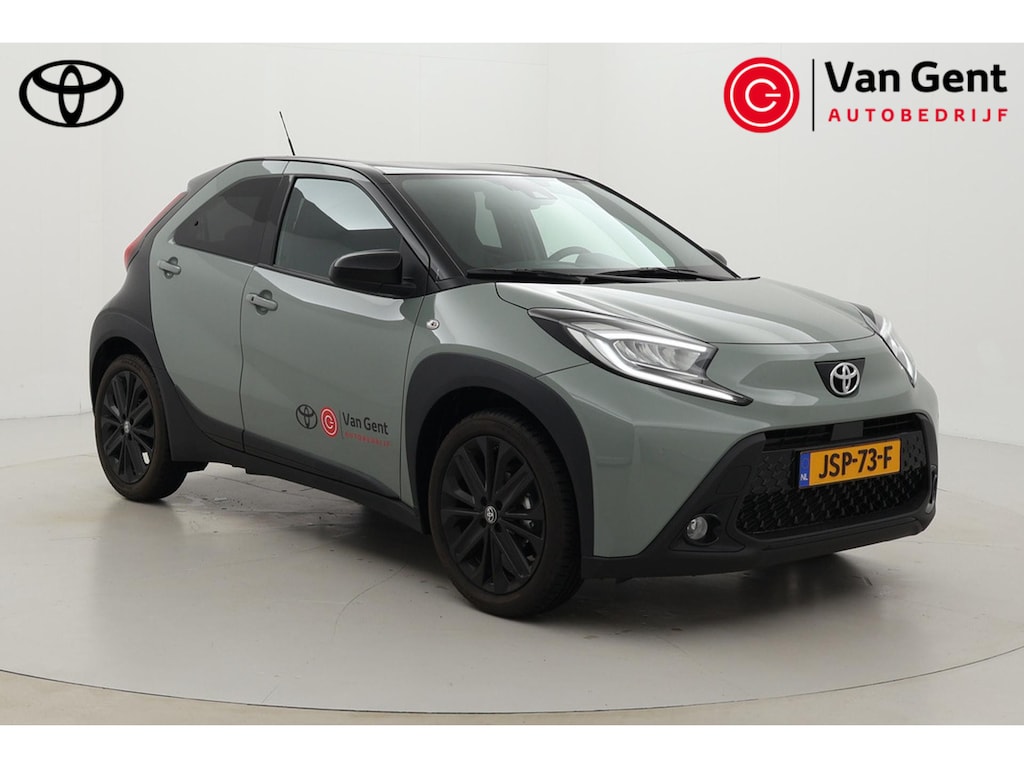 Toyota Aygo X 1.0 VVT-i MT Premium | Apple Carplay / Android Auto | JBL | LED | Stoelverwarming | Adaptive Cruise | Keyless | Clima | Parkeersensoren voor/achter | Camera | 18 inch