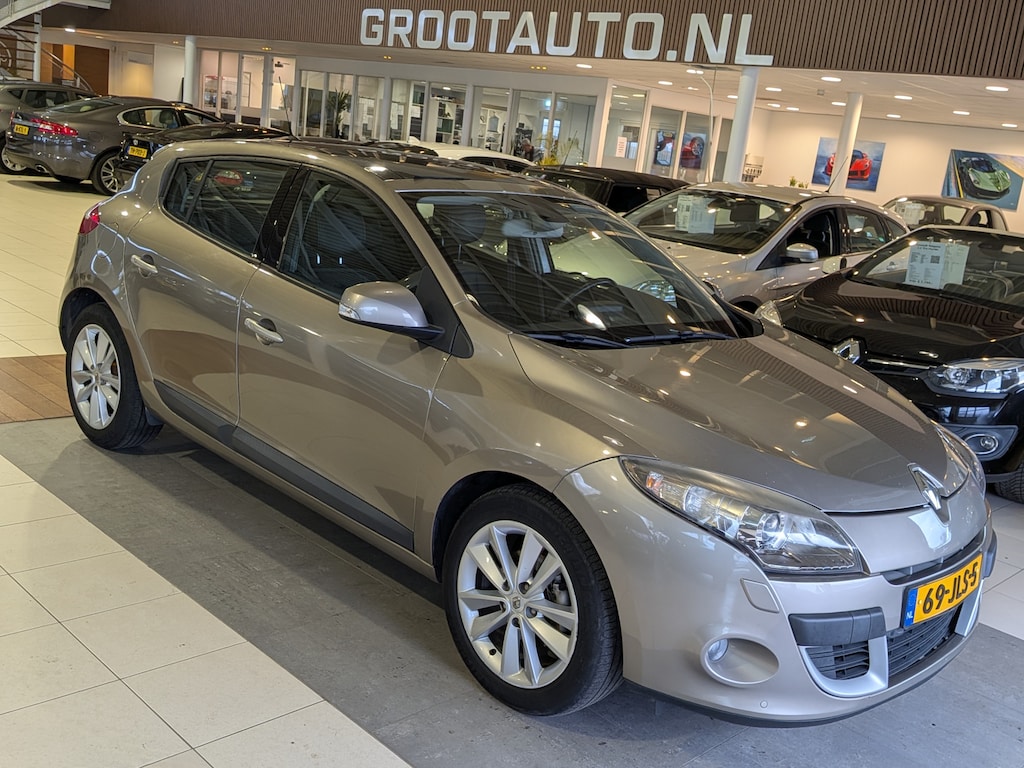 Renault Megane 2.0 Privilège Panoramadak, Airco, Cruise Control, Stuurbekrachtiging