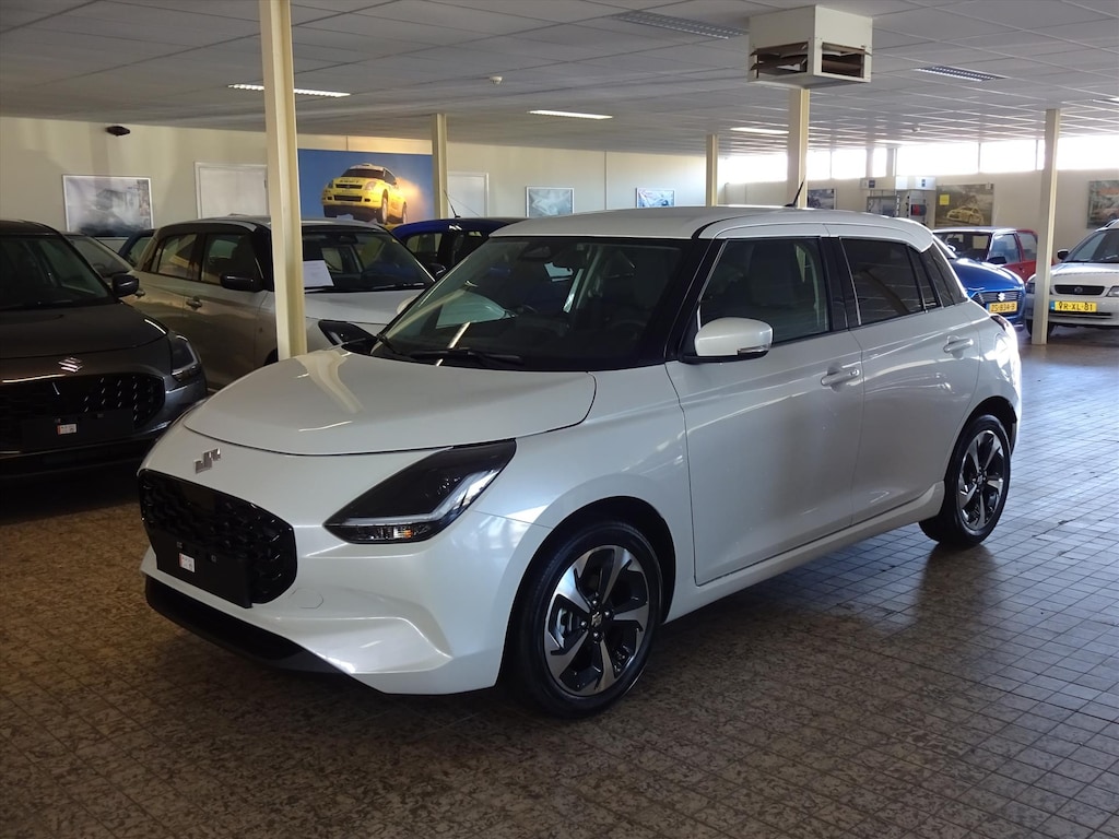 Suzuki Swift 1.2 Smart Hybrid Style, Nieuw, actie € 2.200,- korting!